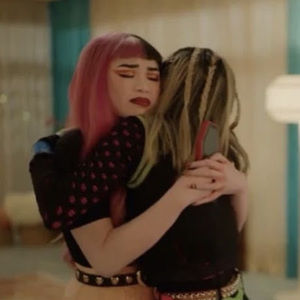 Meet your Posher, Draculaura and clawdeen